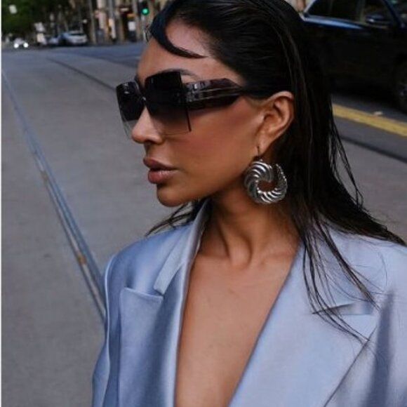 🕶️ New Dior DIORCLUB M5U F0A5 Sunglasses - Gold Frame, Gold Lenses - Picture 2 of 10